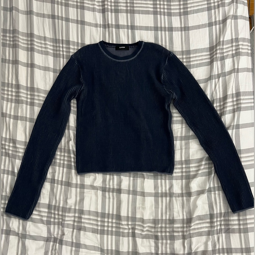 Navy two tone ribbed semi cropped long sleeve top